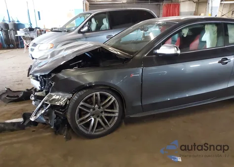 2016 Audi S5 3.0T Premium Plus из США, поврежденный, VIN WAUC4AFR3GA022640